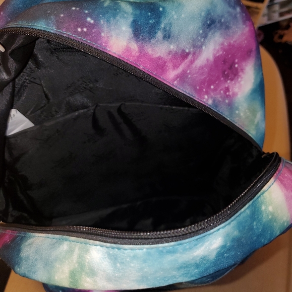 Used backpack - Picture 3 of 5